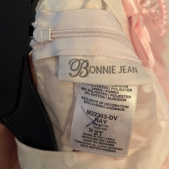 Dress - Picture 2 of 5